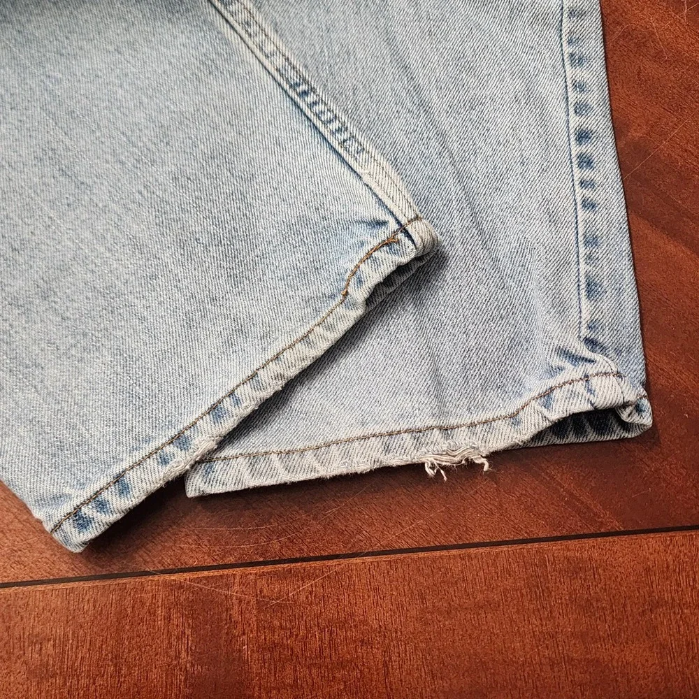 Levi's Jeans Mens 36x34 Light Wash 550 Relaxed Fit Tapered Leg Denim Casual